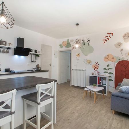 Apartment Vinotoc Izola Exteriér fotografie